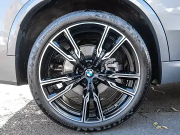 BMW X5 xDrive30d M Sport RFK NAVI LED