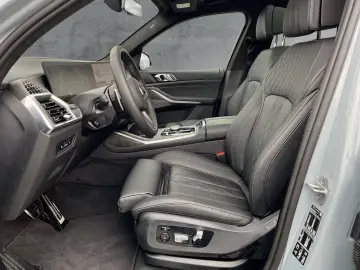 BMW X7 xDRIVE 40i M