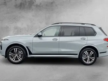 BMW X7 xDRIVE 40i M