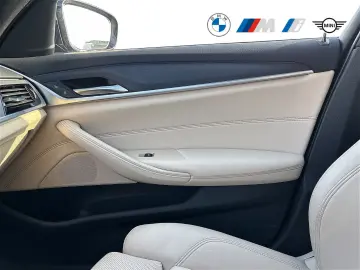 BMW 530e xDrive Limousine M Sportpaket Head-Up Laser