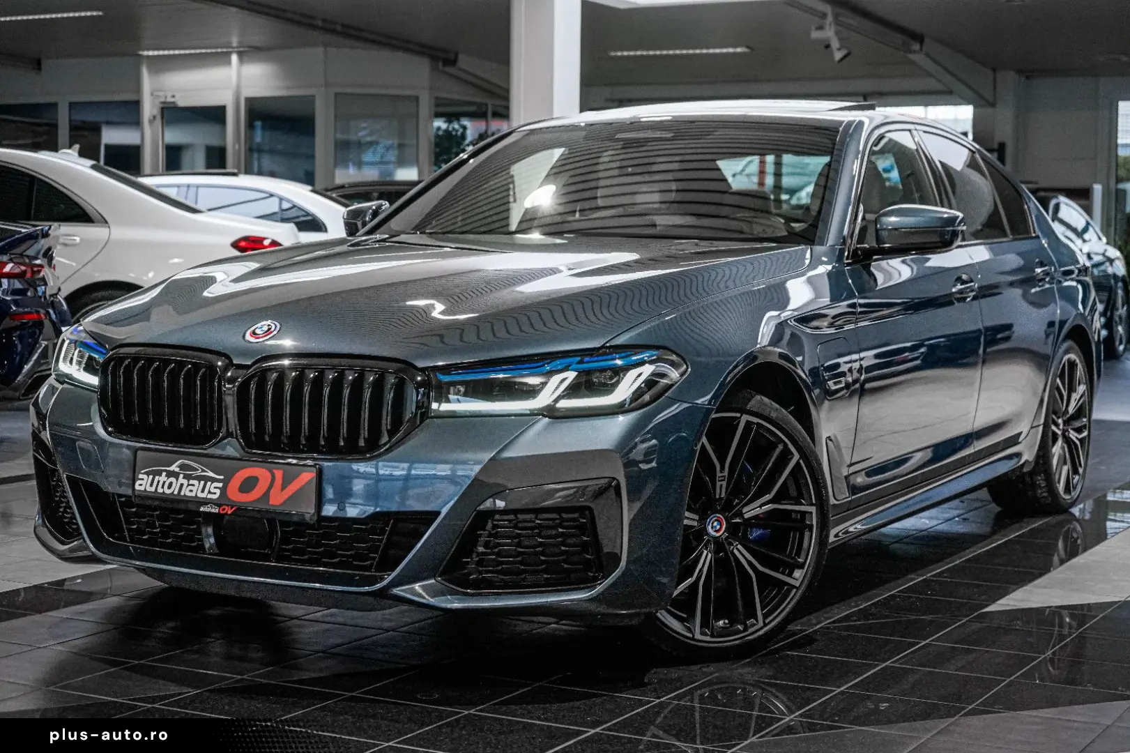 BMW 530e M Sport Pro Individual HUD ACC H&K Massage