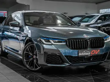 BMW 530e M Sport Pro Individual HUD ACC H&K Massage