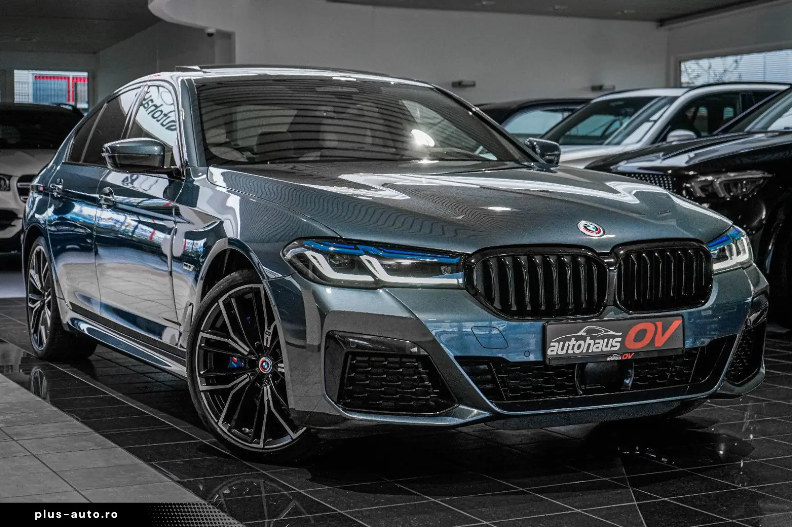 BMW 530e M Sport Pro Individual HUD ACC H&K Massage