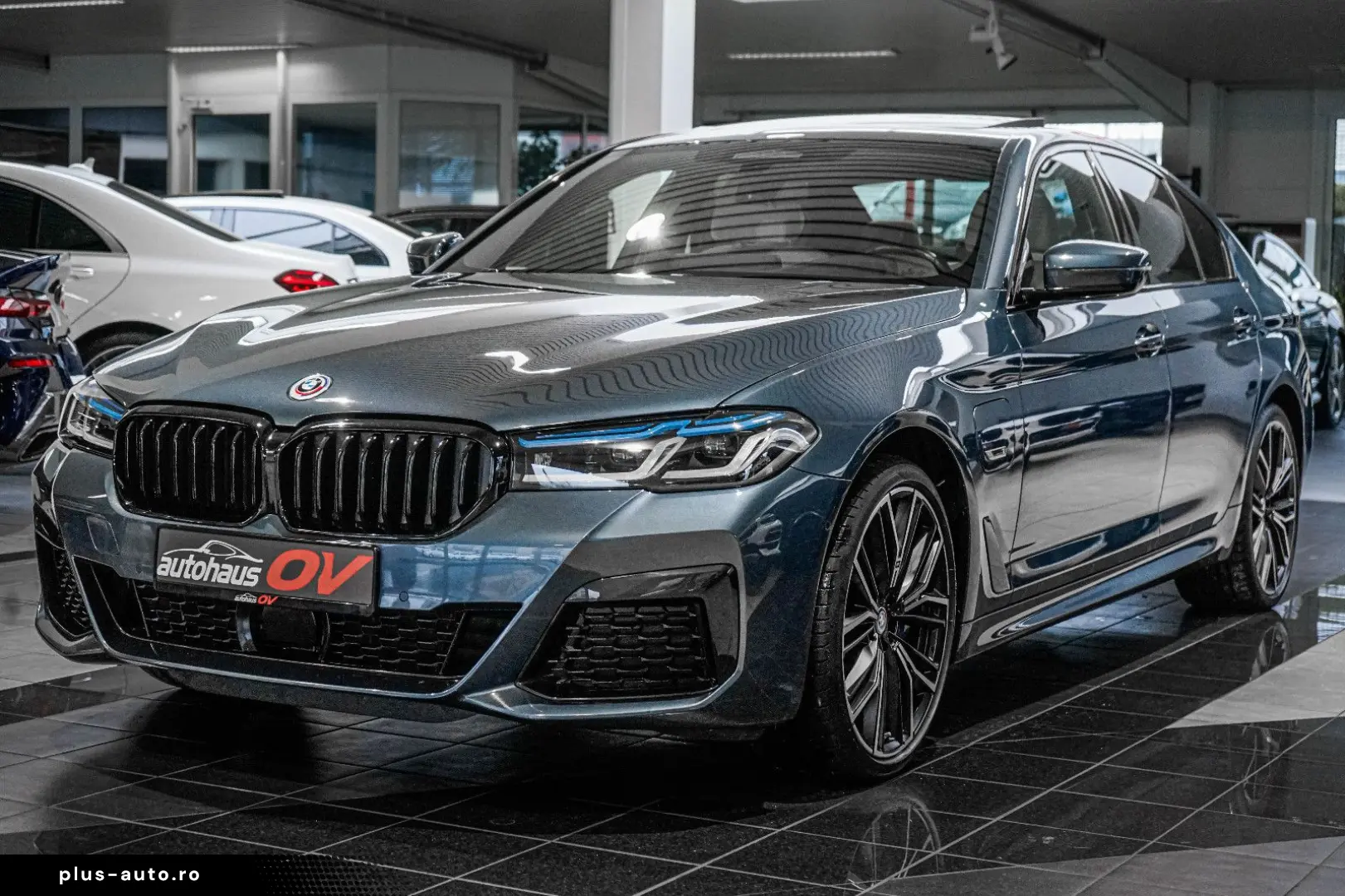 BMW 530e M Sport Pro Individual HUD ACC H&K Massage