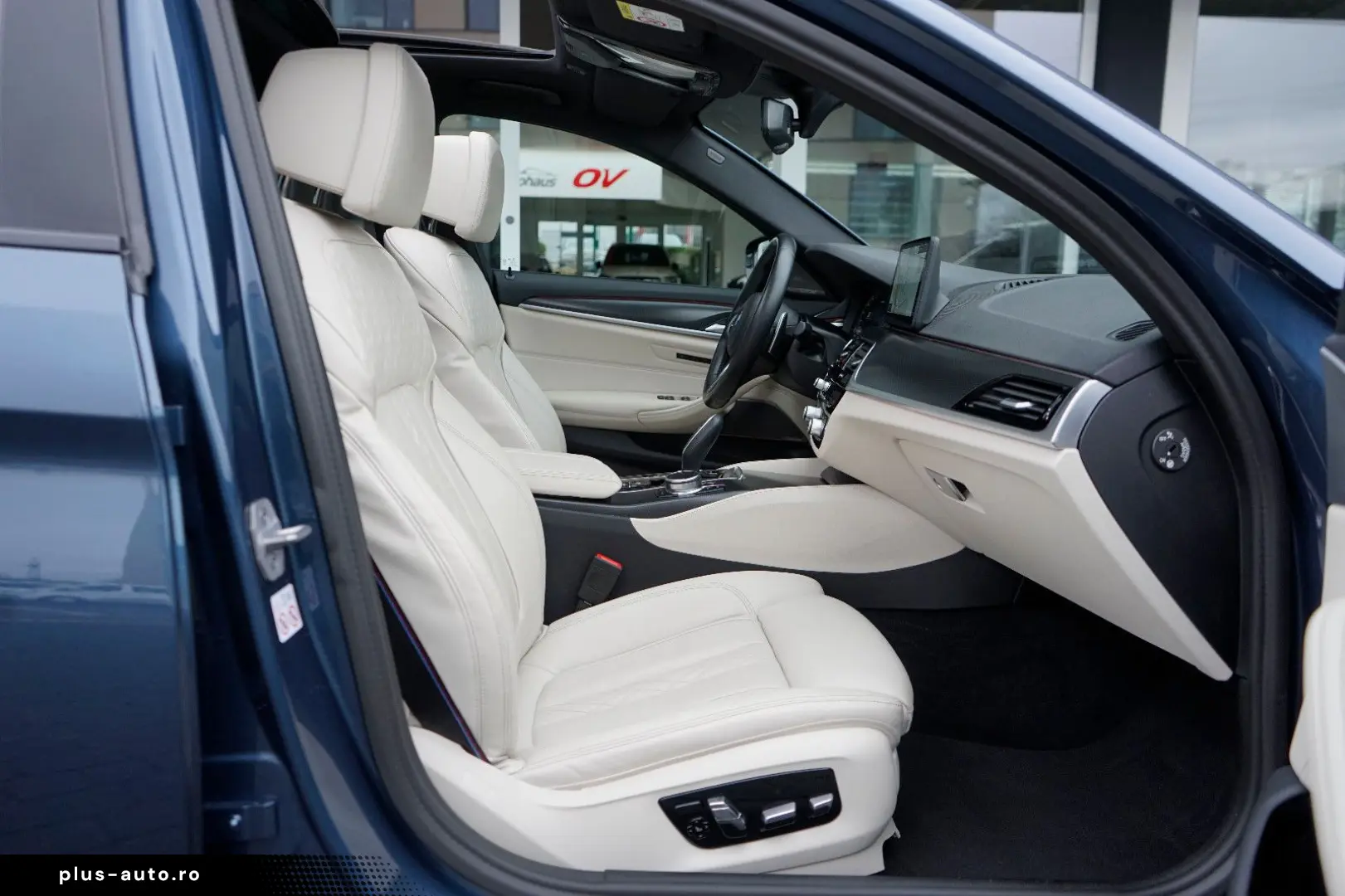 BMW 530e M Sport Pro Individual HUD ACC H&K Massage