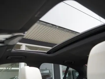 BMW 530e M Sport Pro Individual HUD ACC H&K Massage