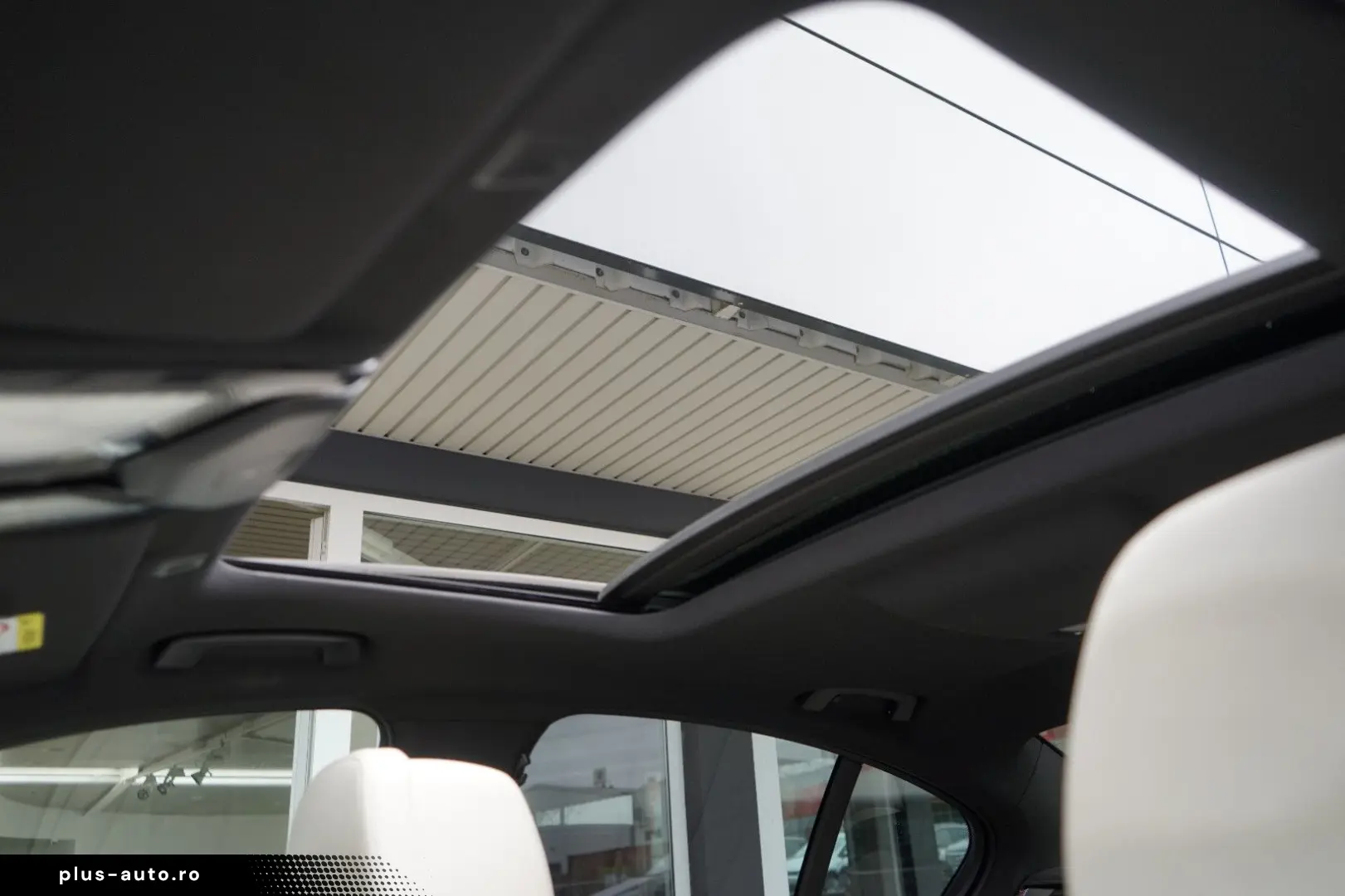 BMW 530e M Sport Pro Individual HUD ACC H&K Massage