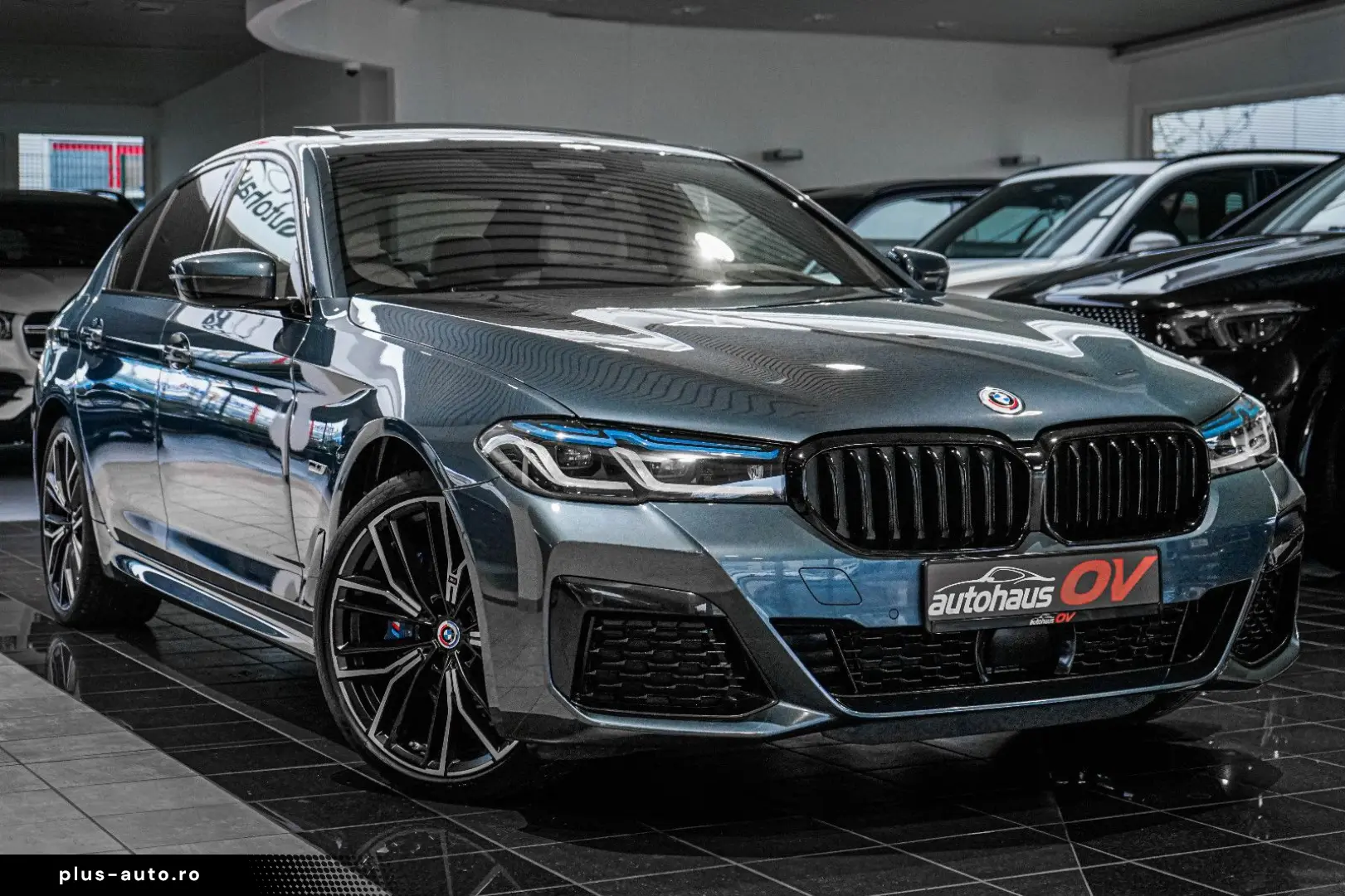 BMW 530e M Sport Pro Individual HUD ACC H&K Massage