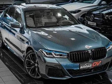 BMW 530e M Sport Pro Individual HUD ACC H&K Massage