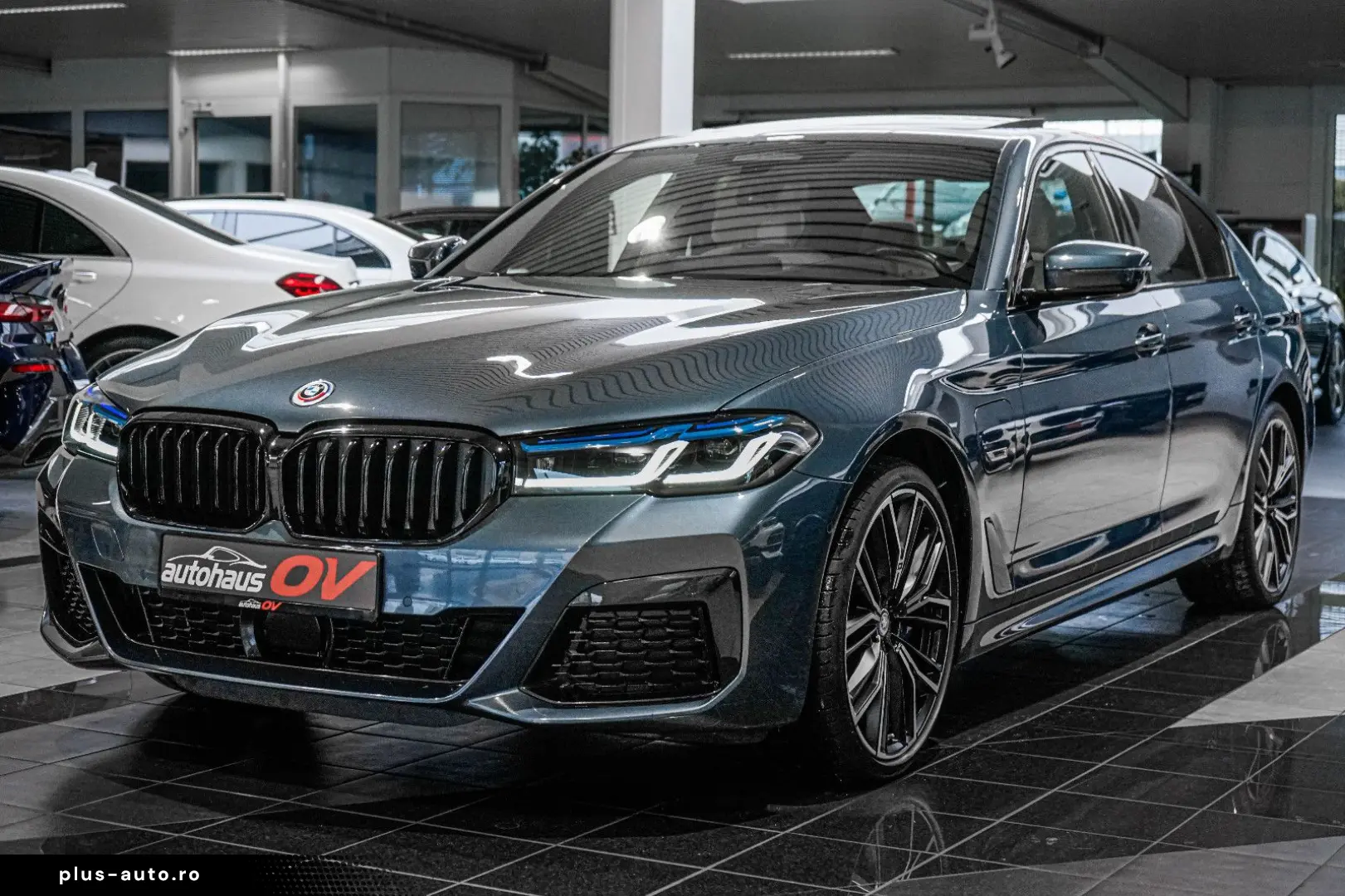 BMW 530e M Sport Pro Individual HUD ACC H&K Massage