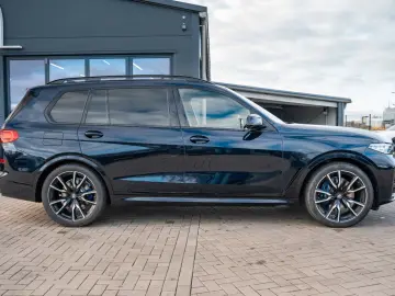 BMW X7 xDrive40i M Sport