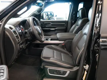 Dodge Ram HEMI 5.7 V8 Laramie Sport 6  LIFT LPG