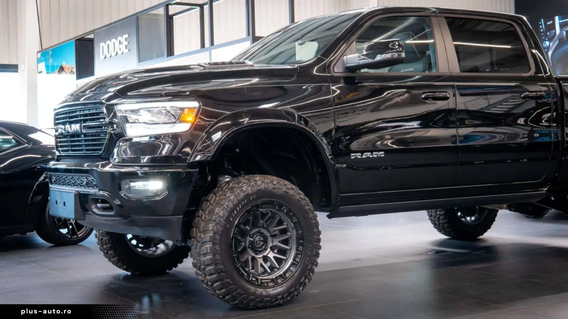 Dodge Ram HEMI 5.7 V8 Laramie Sport 6  LIFT LPG