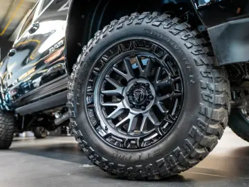 Dodge Ram HEMI 5.7 V8 Laramie Sport 6  LIFT LPG