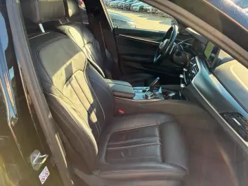 BMW 5er - 530 e xDrive M Sport (EURO 6d)(OPF)