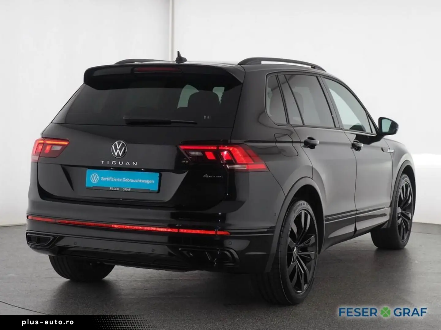 VW Tiguan 2.0TSI R-Line 4x4 BlackStyle DSG AHK ACC