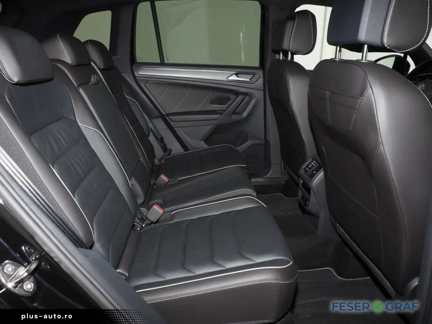 VW Tiguan 2.0TSI R-Line 4x4 BlackStyle DSG AHK ACC