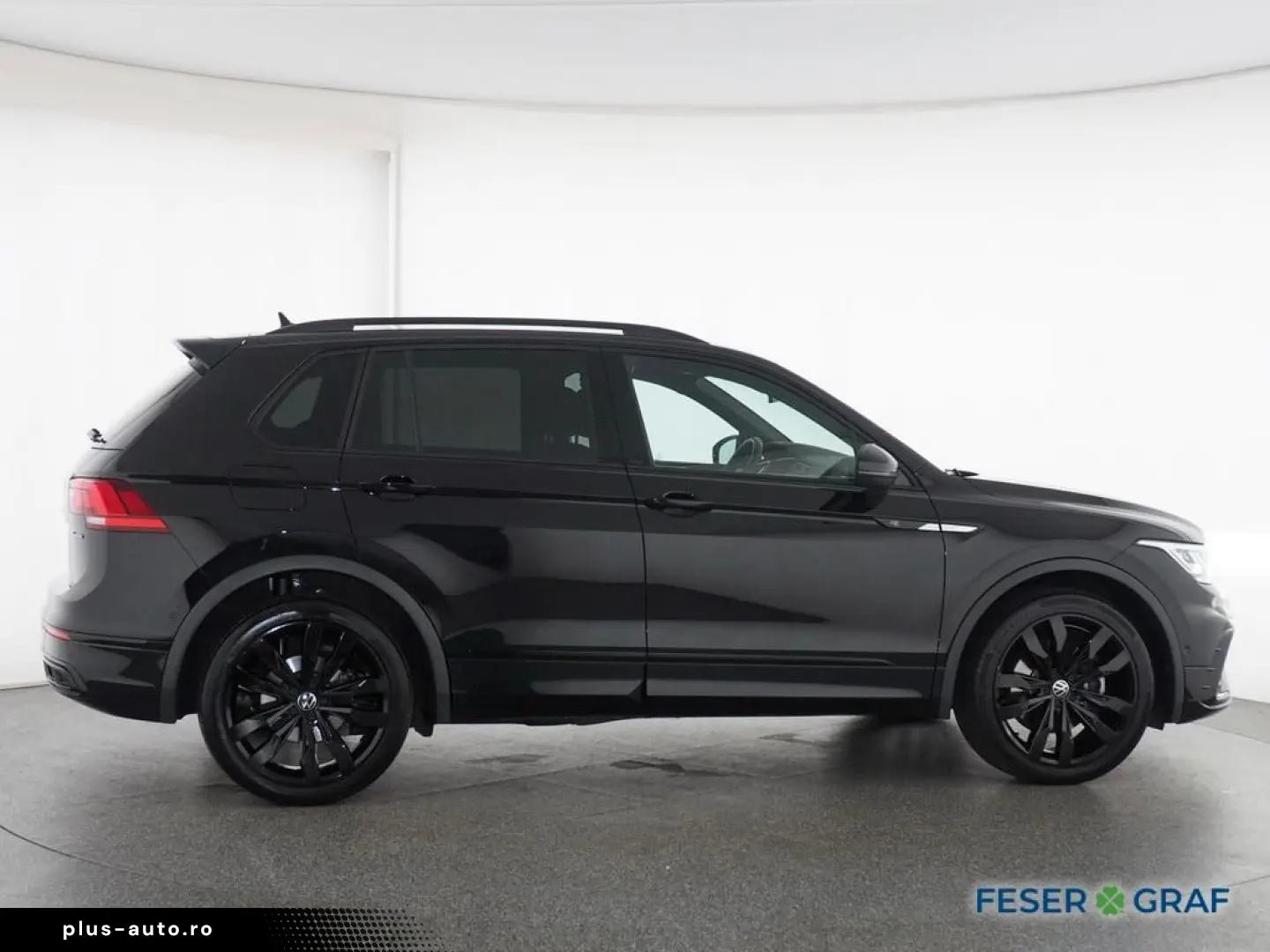 VW Tiguan 2.0TSI R-Line 4x4 BlackStyle DSG AHK ACC