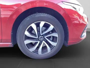 VW Golf 1.0 eTSI DSG ACTIVE LED NAVI ACC PRIVACY KA