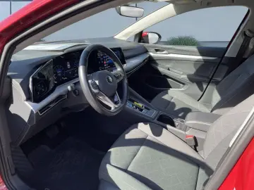 VW Golf Life 1 0 l eTSI OPF 81 kW (110 PS) 7-Gang-D