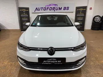 VW Golf VIII Lim. Style 1.5eTSI DSG ACC CAM 18