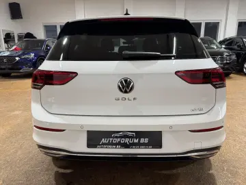 VW Golf VIII Lim. Style 1.5eTSI DSG ACC CAM 18