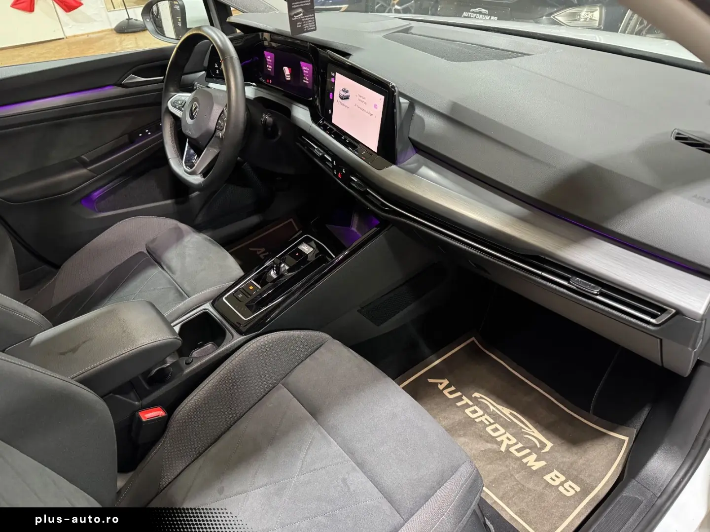 VW Golf VIII Lim. Style 1.5eTSI DSG ACC CAM 18