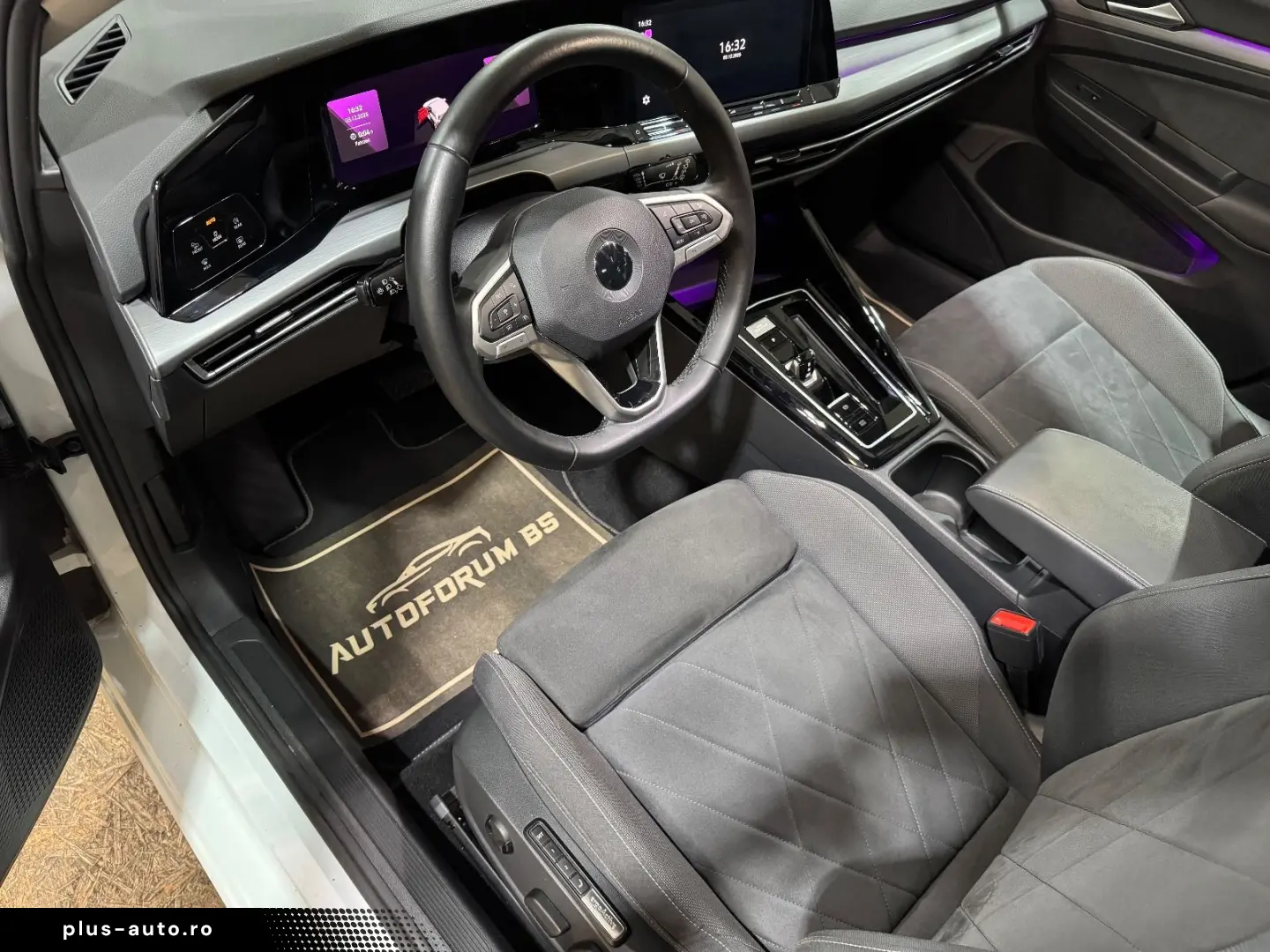 VW Golf VIII Lim. Style 1.5eTSI DSG ACC CAM 18