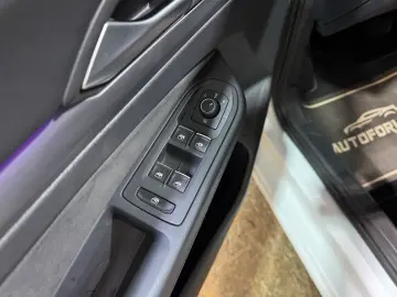 VW Golf VIII Lim. Style 1.5eTSI DSG ACC CAM 18