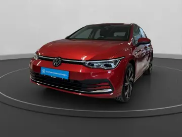 VW Golf VIII 1.5 eTSI Style  DSG NAVI LED LM ZV ACC