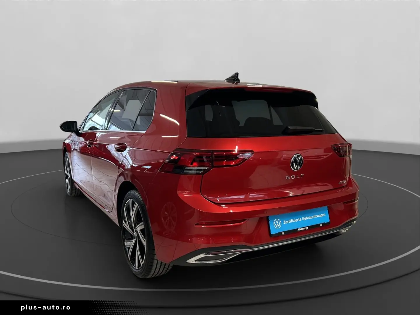 VW Golf VIII 1.5 eTSI Style  DSG NAVI LED LM ZV ACC