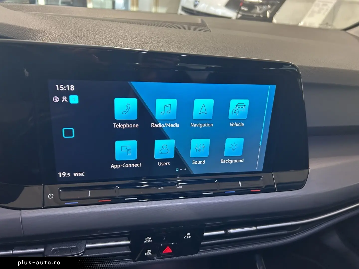 VW Golf VIII 1.5 eTSI Style  DSG NAVI LED LM ZV ACC