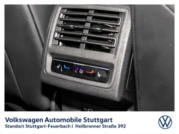 VW Golf 8 R-Line 1.5 TSI DSG Navi Kamera Stdhzg LED