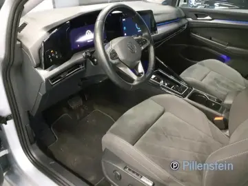 VW Golf TSI DSG STYLE NAVI KAM TRAVEL 17  VENTURA E