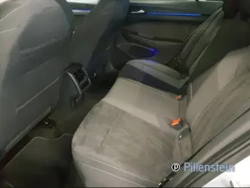 VW Golf TSI DSG STYLE NAVI KAM TRAVEL 17  VENTURA E