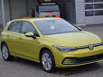 VW Golf VIII 8 Style DSG LED  ErgoAct. Keyless PDC