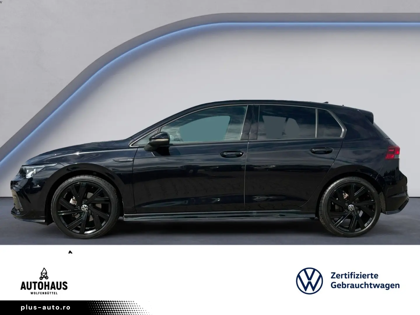 VW Golf VIII R-Line 1.5 eTSI DSG ACC LED NAV SHZ