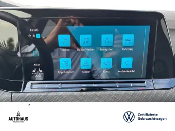 VW Golf VIII R-Line 1.5 eTSI DSG ACC LED NAV SHZ