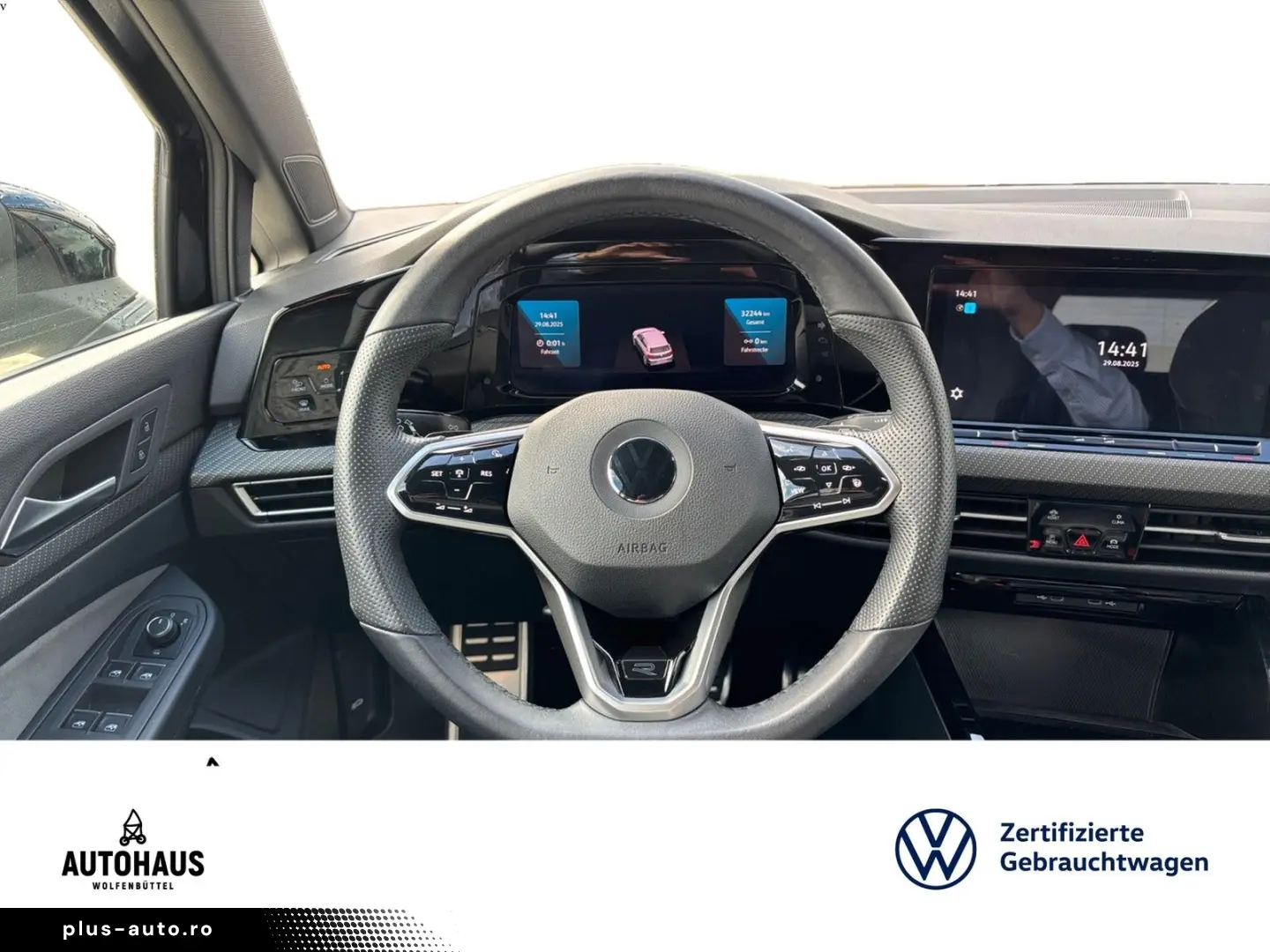 VW Golf VIII R-Line 1.5 eTSI DSG ACC LED NAV SHZ