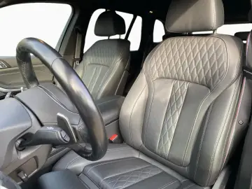 BMW X5 xDrive30d M-Sport Pro Pano Iconic