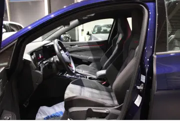 VW Golf 2.0 TSI GTI LED PDC DSG KLIMA SHZ NAVI