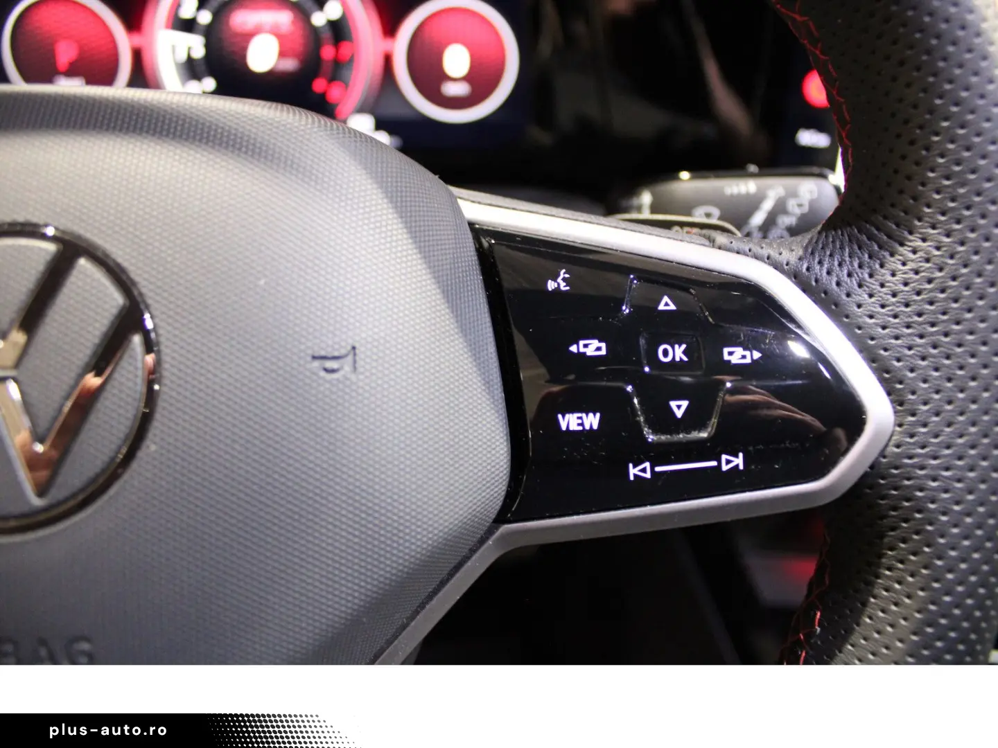 VW Golf 2.0 TSI GTI LED PDC DSG KLIMA SHZ NAVI