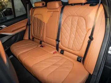 BMW X5 xDrive30d M Sport RFK NAVI LED