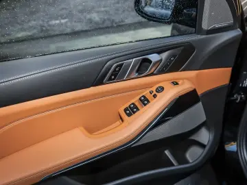 BMW X5 xDrive30d M Sport RFK NAVI LED