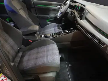 VW Golf GTE Black Style Navi IQLight DCC ACC 18 LED