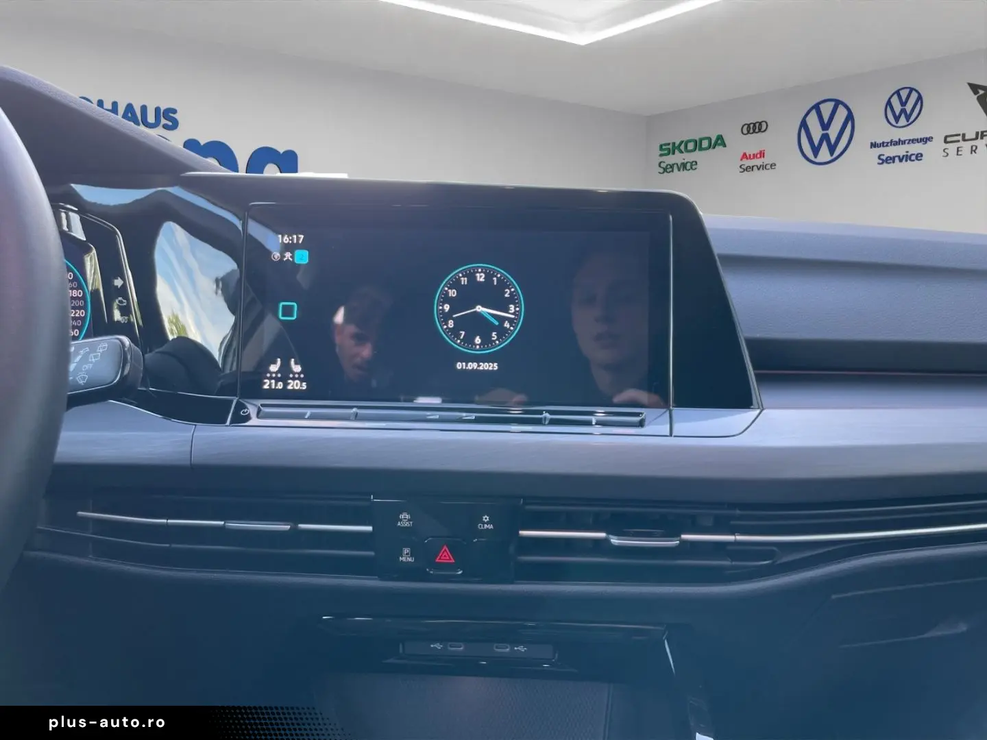 VW Golf VIII Style 1.5 eTSI DSG Navi  Matrix  Head-