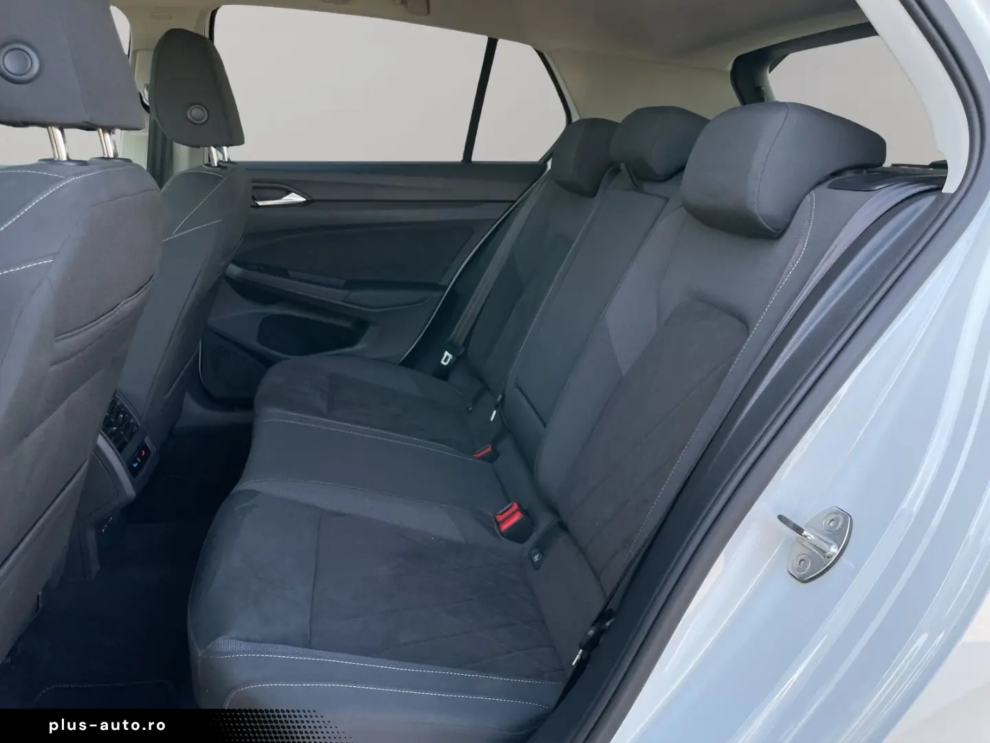 VW Golf VIII Style 1.5 eTSI DSG Navi  Matrix  Head-