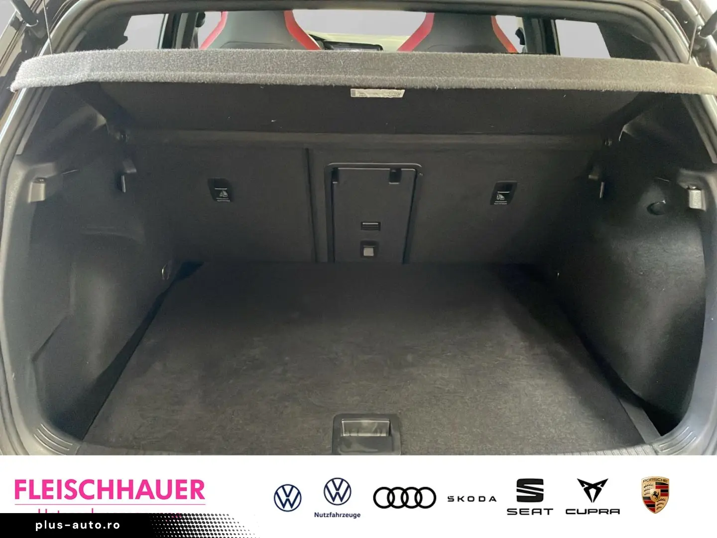 VW Golf GTI VIII 2.0 TSI LED PDC Kamera App-Connect