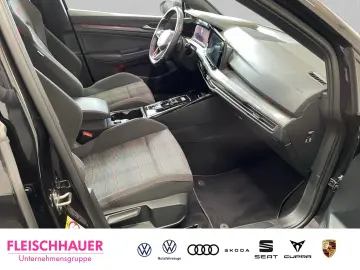 VW Golf GTI VIII 2.0 TSI LED PDC Kamera App-Connect