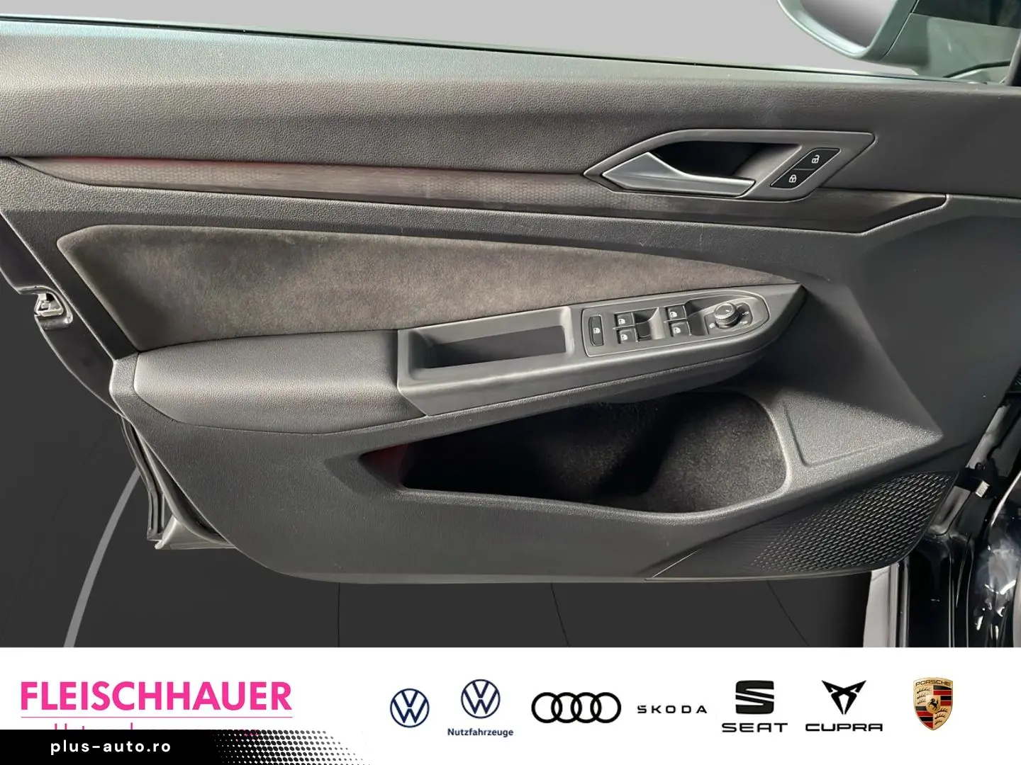 VW Golf GTI VIII 2.0 TSI LED PDC Kamera App-Connect